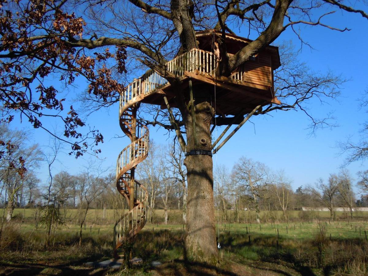 Cabanes et chambre à la Bernardiere Sevremoine Extérieur photo